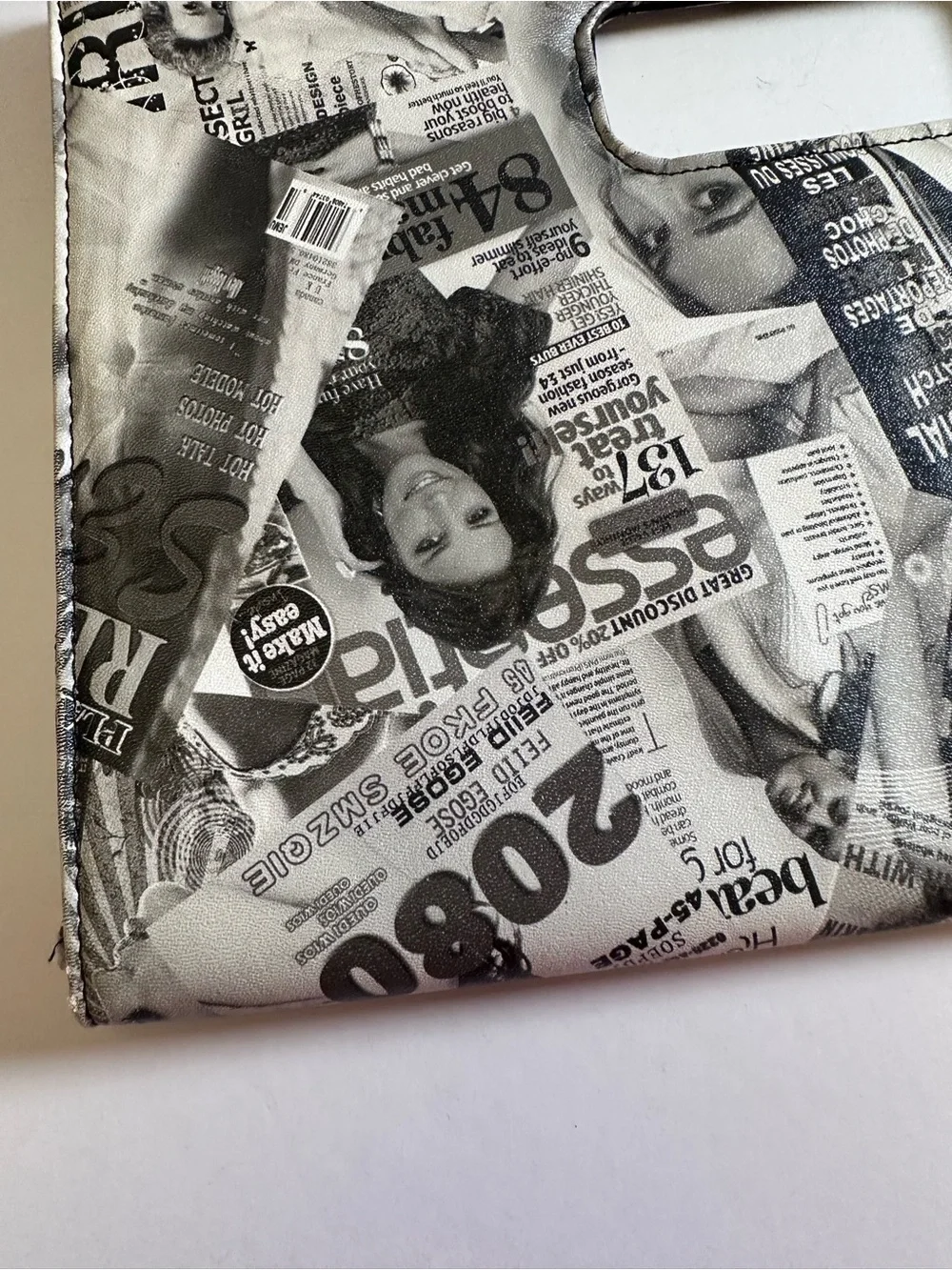 🖤 Y2K IT-GIRL EDITORIAL CLUTCH — BLACK & WHITE MAGAZINE COLLAGE STATEMENT BAG